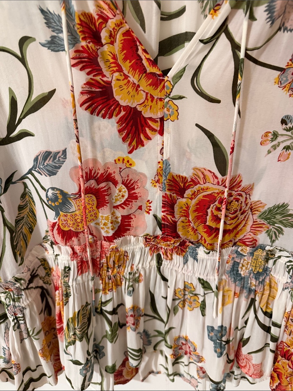 LOFT Floral Poppy Bloom Smocked Tie
Neck Boho Floral Blouse Cottagecore L Petite - Picture 5 of 6